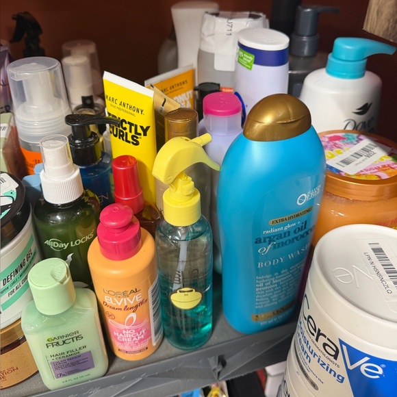 Saturday New Amazon Pallet Health, Makeup/Beauty - Picture 14 of 16